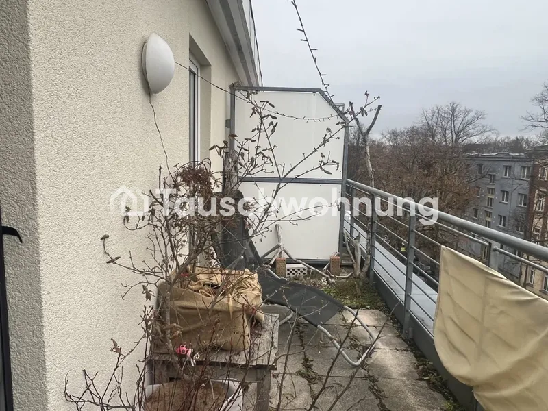 Tauschwohnung: Helle Wohnung in ruhiger Lage, rundum Balkon mit Sonne satt — photo 1